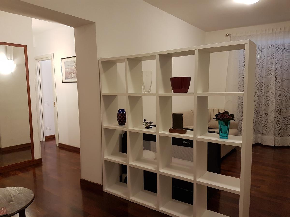 Bed & Parking Apartment Palermo Bagian luar foto