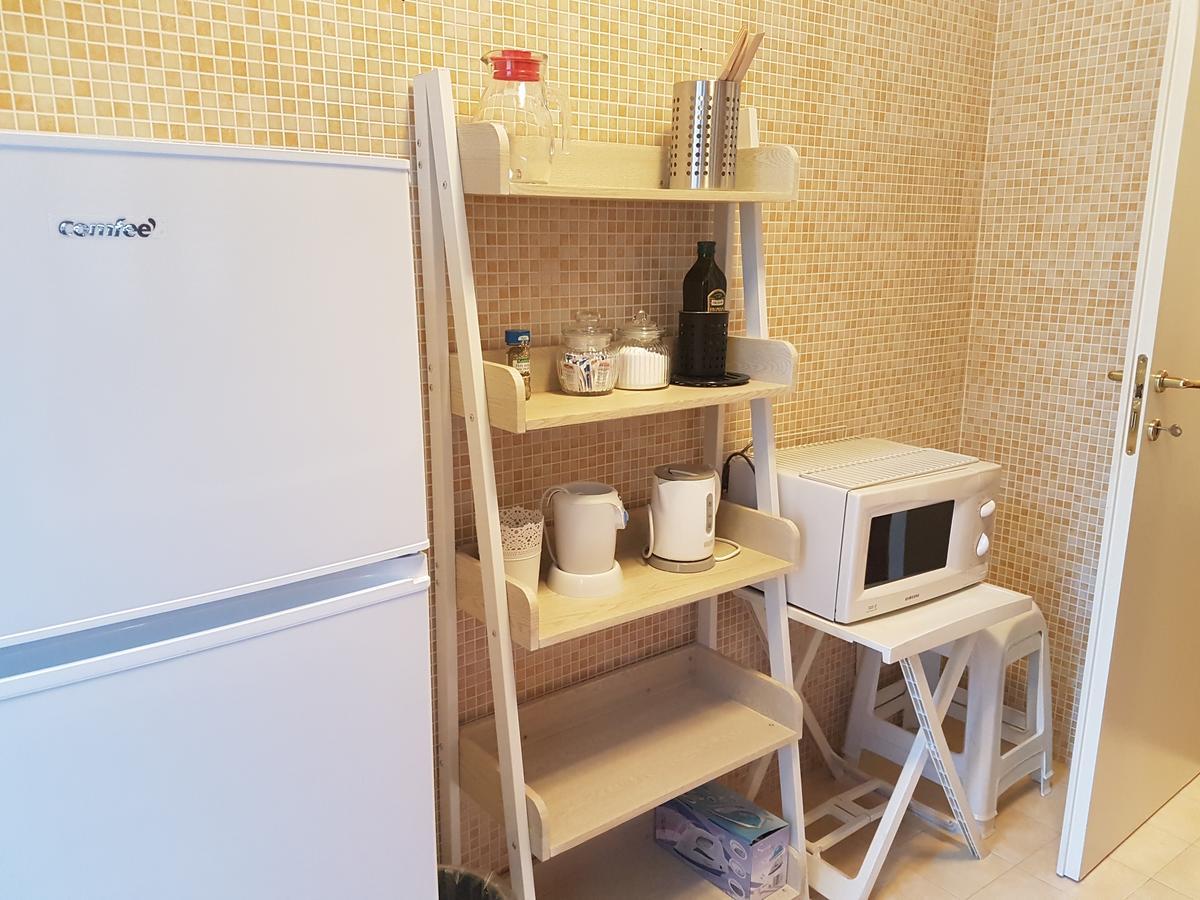 Bed & Parking Apartment Palermo Bagian luar foto