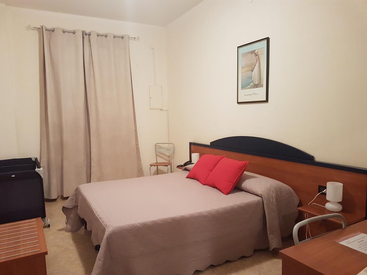 Bed & Parking Apartment Palermo Bagian luar foto